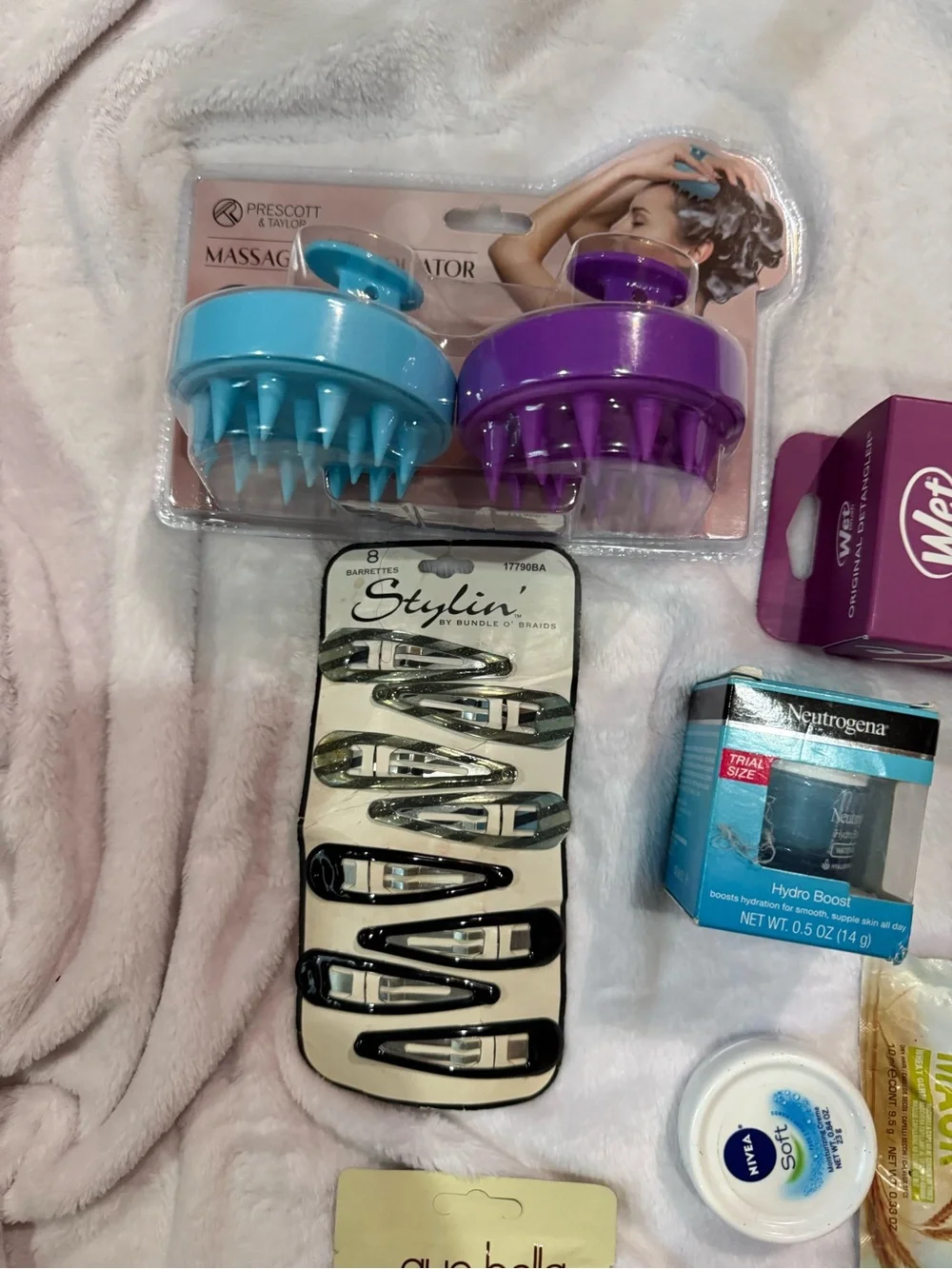Beauty Bundle of Assorted Beauty Tools & Masks - 12 pieces